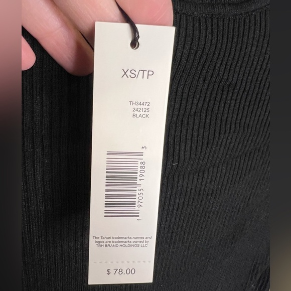 306. NWT Tahari Elegant Pearled Black Ribbed Women's Sweater XS - Picture 7 of 9